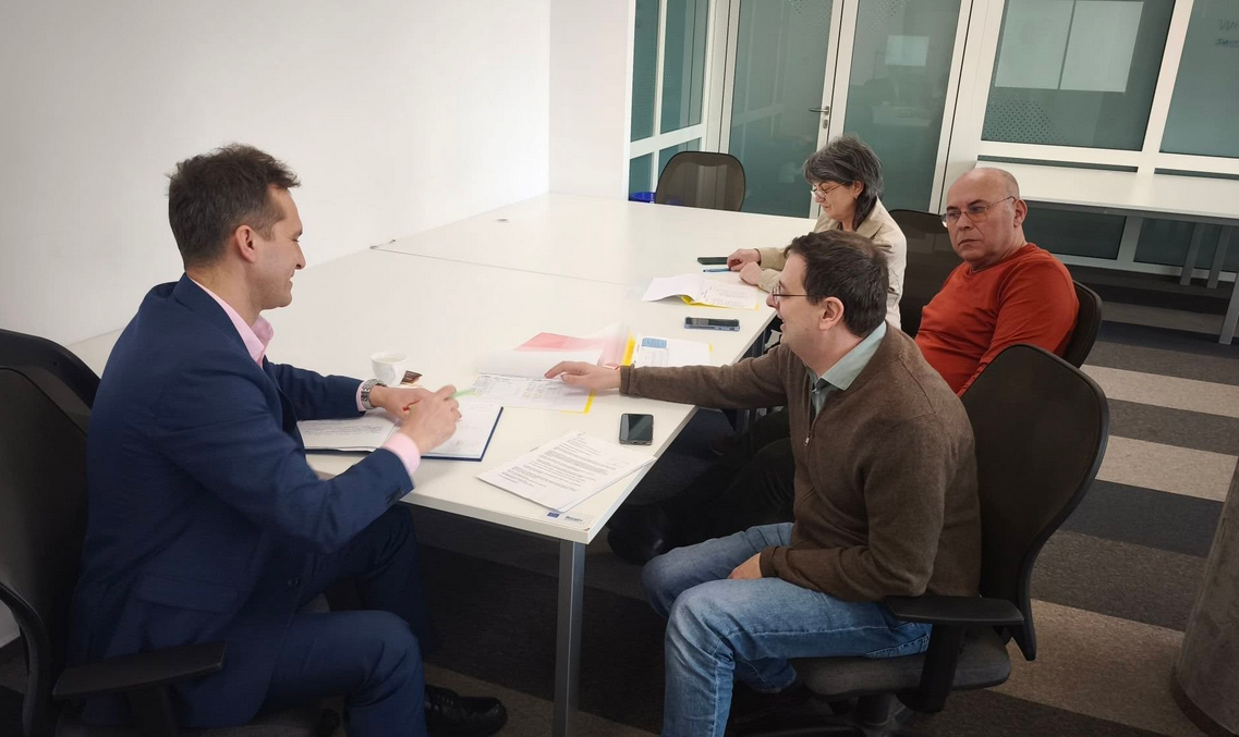 Horia Motrescu primarul Râșnovului : Am discutat cu primarul Brașovului, dl George Scripcaru, despre posibilitatea introducerii unui serviciu de transport metropolitan intre Rasnov si Poiana Brasov